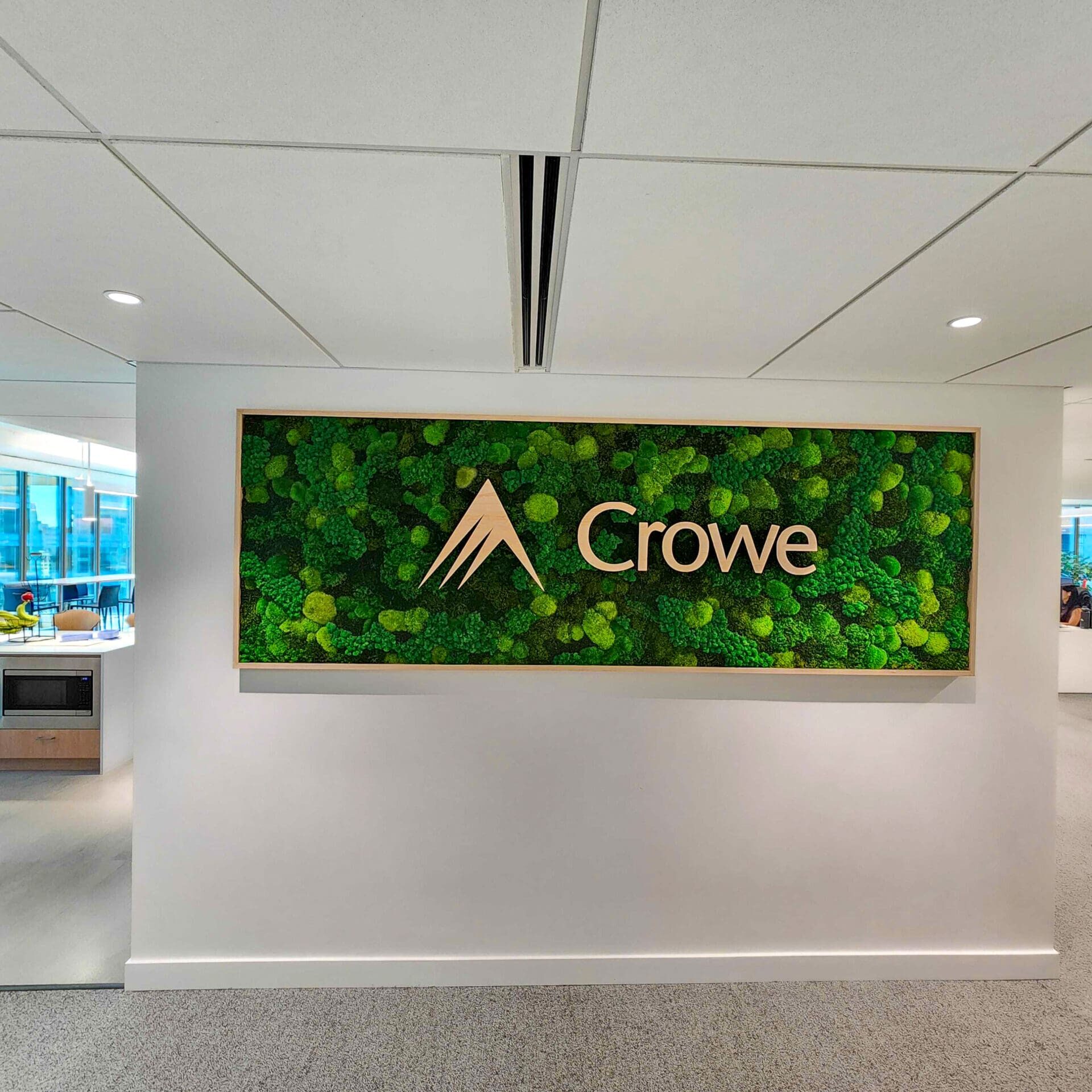 Crowe